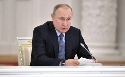 Совещание Путина о подготовке к борьбе с осенними заболеваниями