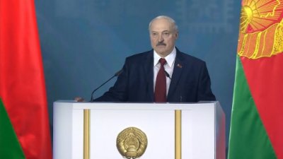 Лукашенко сказал, что Беларусь и Россия не братья