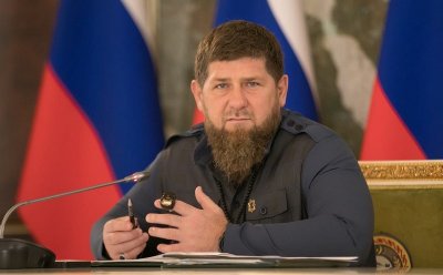 Кадыров поспорил с Песковым