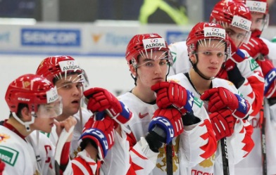 Россия отправит на соревнования молодежную команду по хоккею
