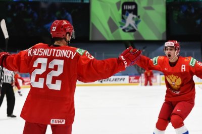 Россия сыграет в полуфинале с Канадой