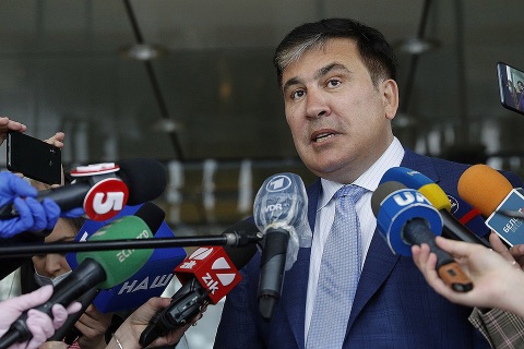 Саакашвили предрек военные действия на Украине