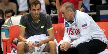 Теннисист Медведев заболел коронавирусом