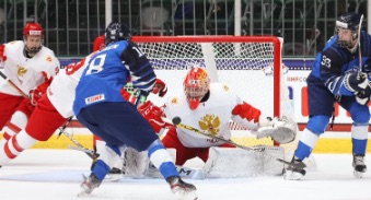 Россияне не выиграли чемпионат по хоккею