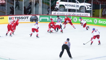 Россия обыграла чехов на чемпионате по хоккею