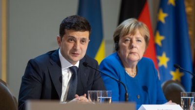 Атаманюк уверен, что Меркель обманула жителей Украины