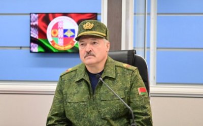 Лукашенко о закупке оружия у России