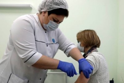 Толстой о провальной компании по вакцинации россиян