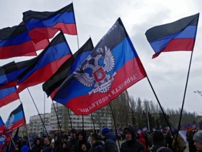 КПРФ просит Путина признать независимость ДНР и ЛНР