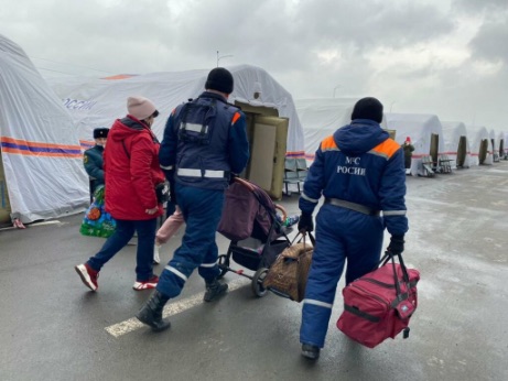 Беженцы продолжают прибывать в Ростов