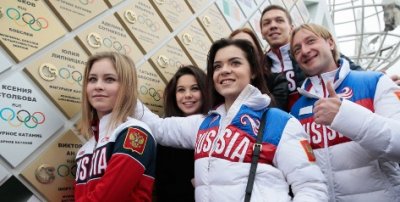 Липницкая и Сотникова проложили путь к пьедесталу для российских фигуристок