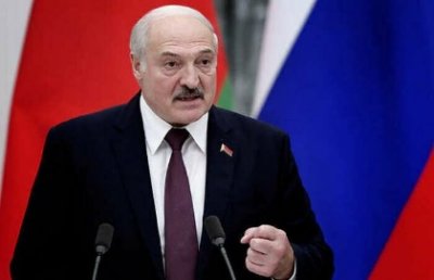 Лукашенко готов признать республики Донбасса