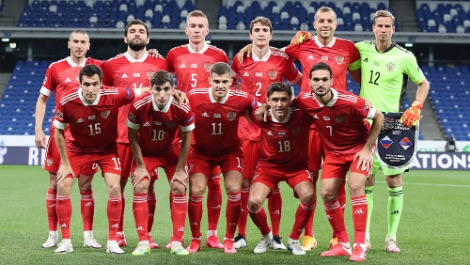 Российские футболисты отстранены от Евро