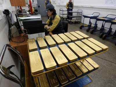 Золото в России резко упало в цене