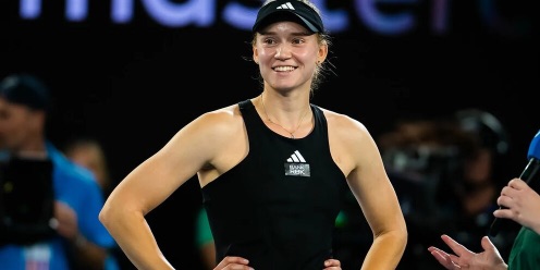 Первой финалисткой Australian Open стала Елена Рыбакина