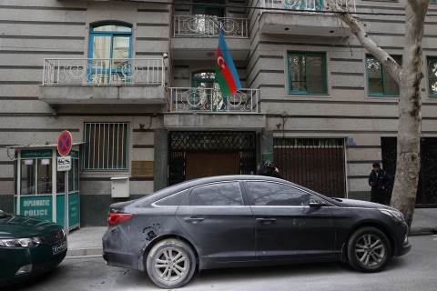 На посольство Азербайджана в Тегеране совершено нападение