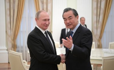 Владимир Путин встретился с Ван И