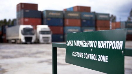 Россия возобновила импорт товаров на уровне 2020 года