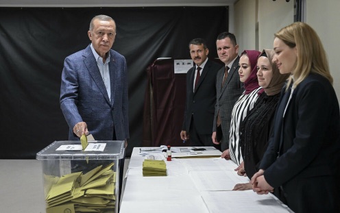 Эрдоган и Кылычдароглу идут на второй тур выборов в Турции