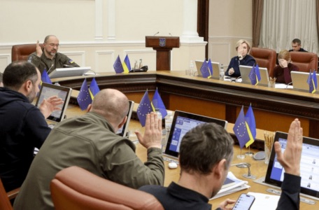 В Украине уволили всех заместителей министра обороны