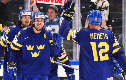Сборная Швеции по хоккею отказалась от национальной символики
