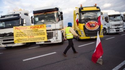 Польша начала перекрывать КПП на границе с Украиной