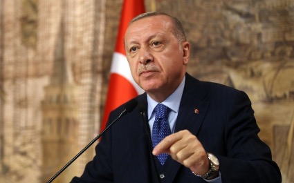Реджеп Эрдоган назвал провокацией решение Франции помогать Армении