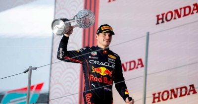 Макс Ферстаппен выиграл первый этап сезона «Формулы-1»