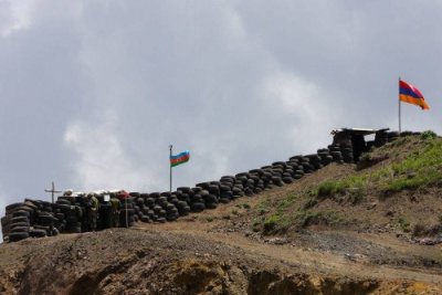 Армения и Азербайджан отводят войска на северной границе