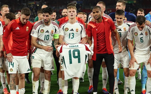 Игрок сборной Венгрии госпитализирован после столкновения в Евро