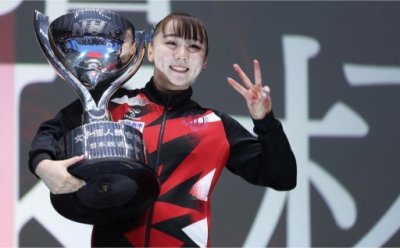 Капитана женской сборной Японии по гимнастике отстранили от Олимпиады
