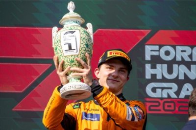 Оскар Пиастри выиграл Гран-при Венгрии «Формулы-1»