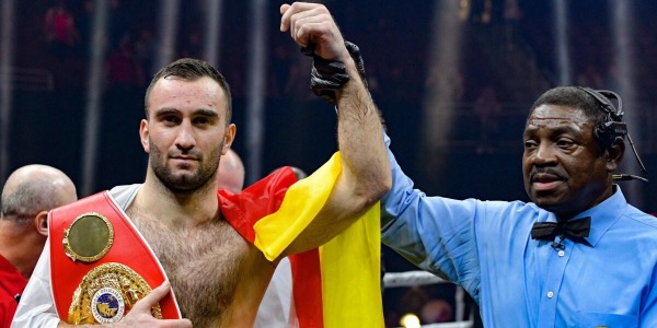 Экс-чемпион WBA и IBF проведет бой с Юнгквистом